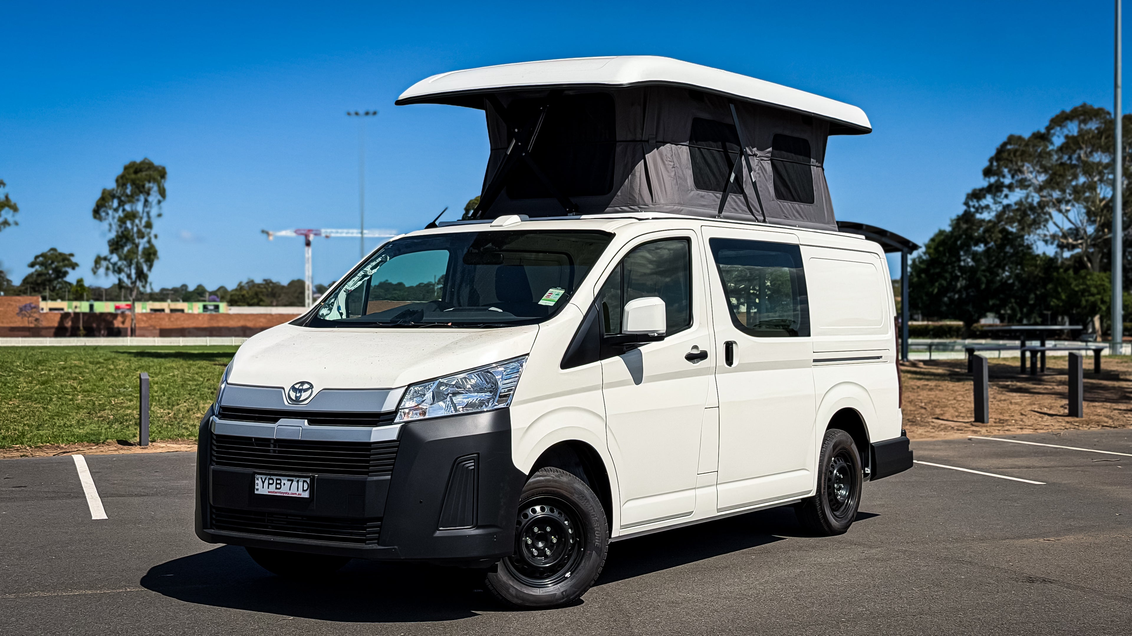 HiAce 300 Series Motorized Pop-Up Roof Tent LWB/SLWB
