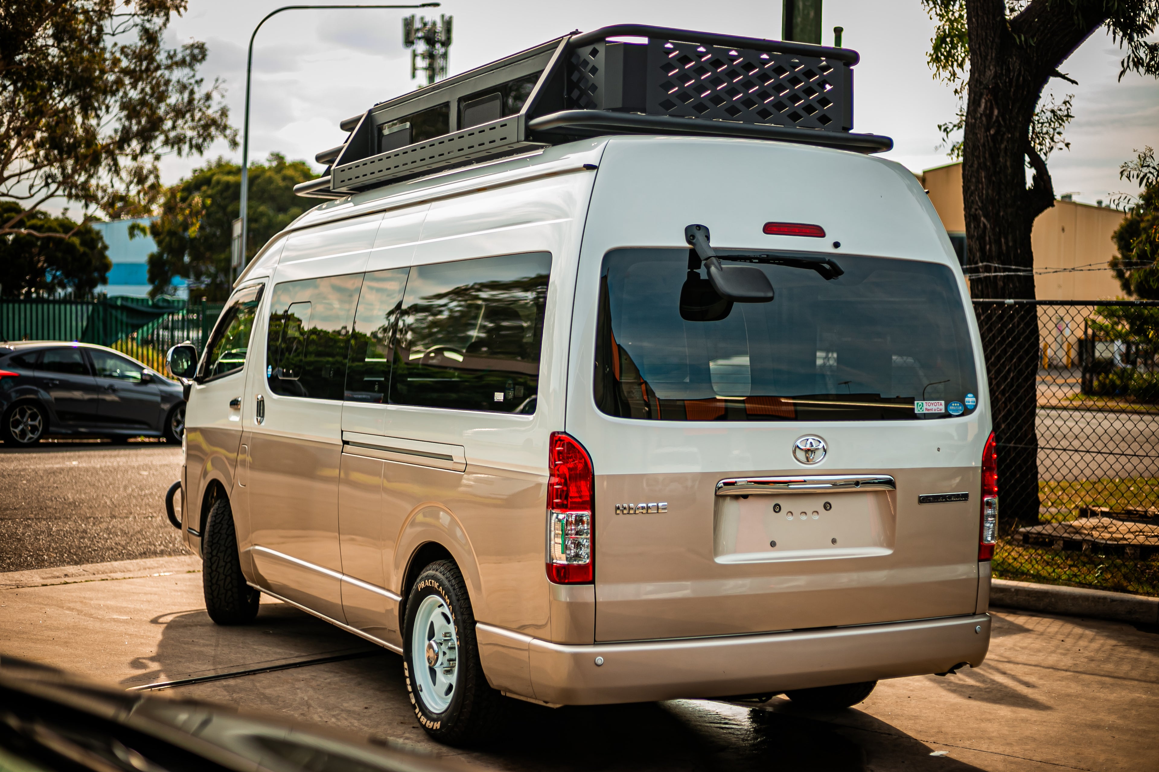 Toyota Hiace 200 Series SLWB - Extended roof