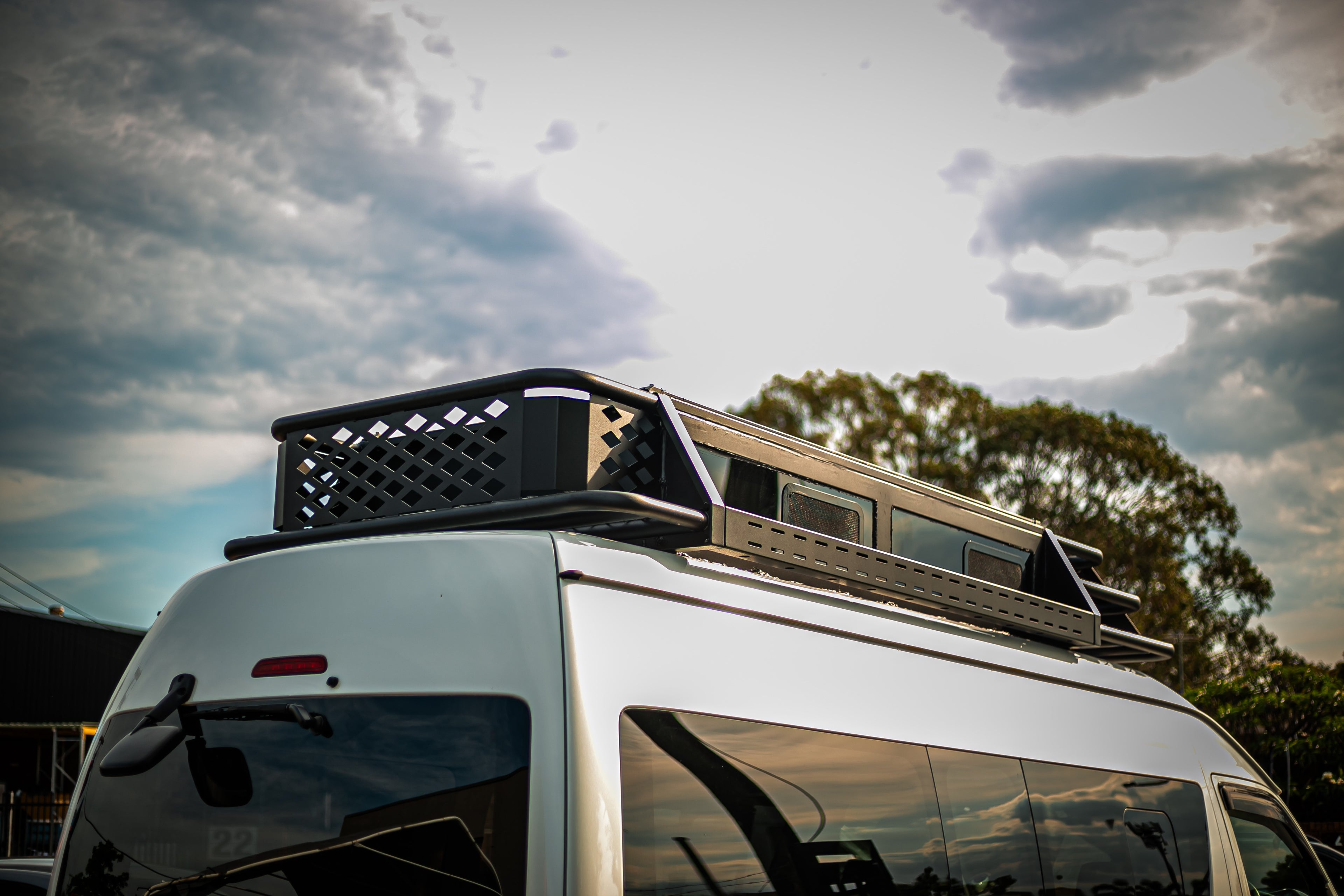 Toyota Hiace 200 Series SLWB - Extended roof