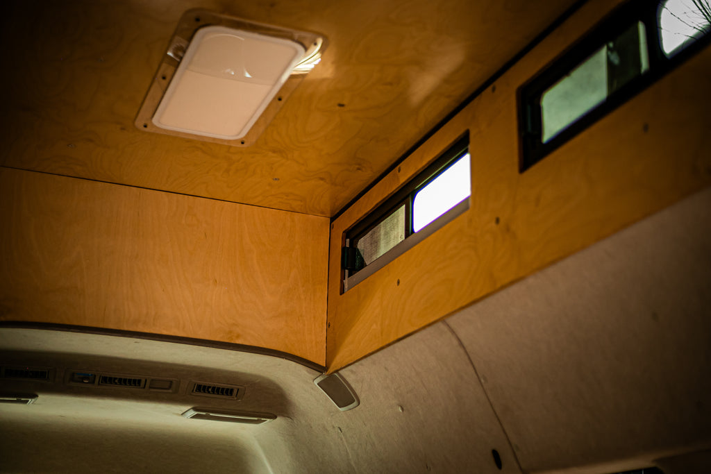 Toyota Hiace 200 Series SLWB - Extended roof