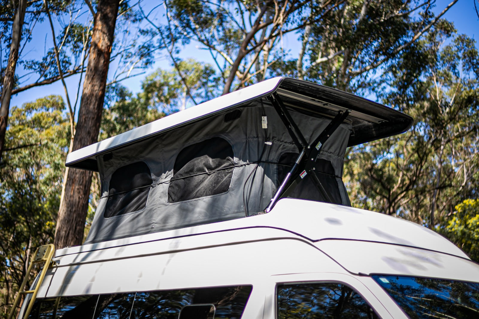 Toyota Hiace 200 Series SLWB/LWB | Pop-up Roof